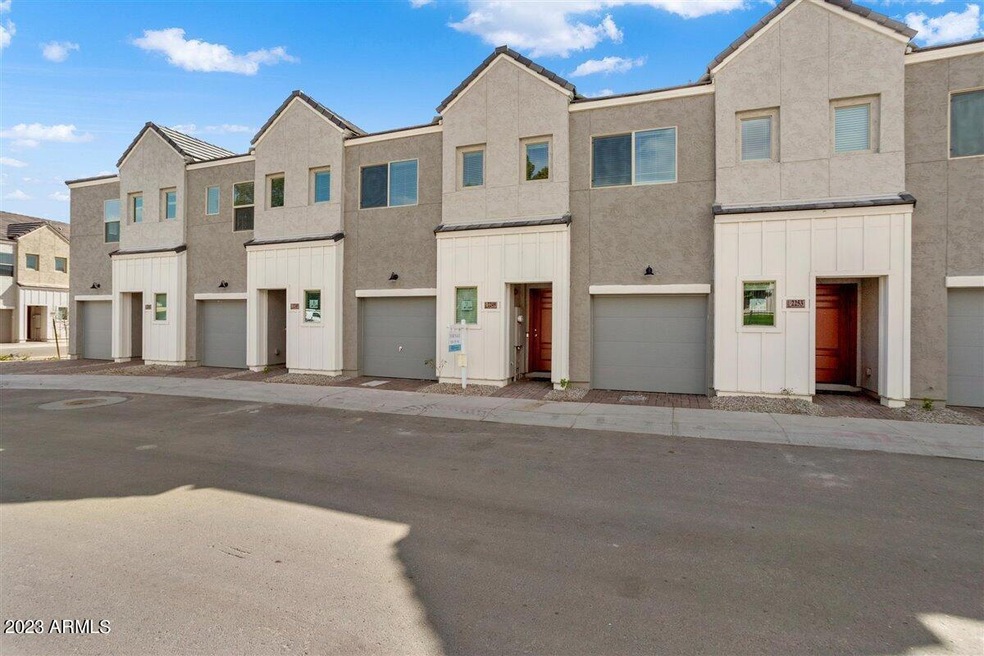 02-2249 W Echo Ln