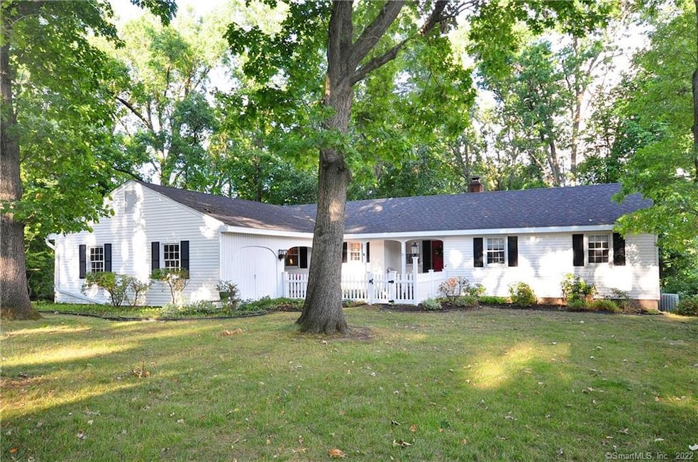 4 Moorlands St, Windsor, CT 06095 - photo 1