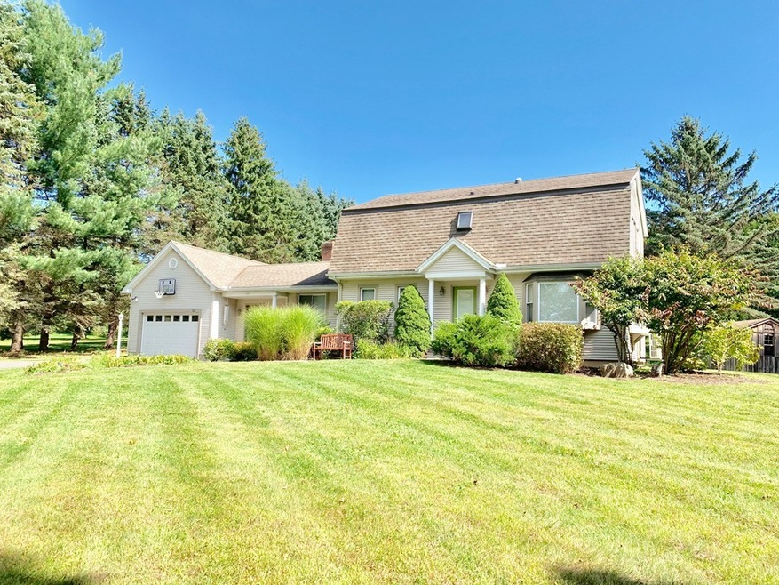 388 Middle St, Amherst, MA 01002 - photo 1