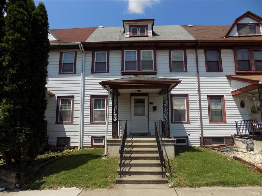715 Wood St, Bethlehem, PA 18018 - photo 1
