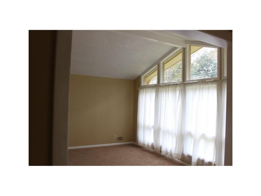 2732 Lanier Dr, Snellville, GA 30078 - photo 1