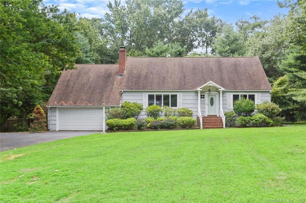 Front view of 14 Highland Road, Westport CT