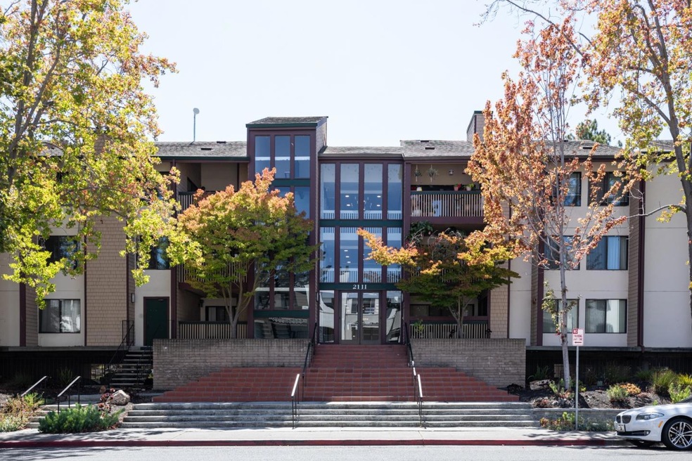 2111 Latham St unit 321, Mountain View, CA 94040 - photo 1