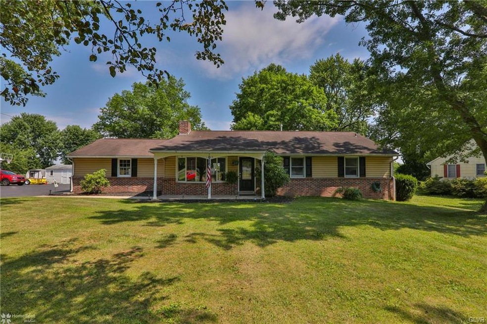 1605 N 5th St, Perkasie, PA 18944 - photo 1