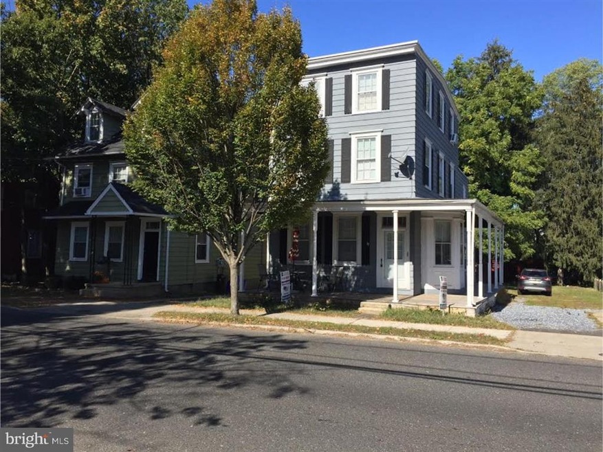 77 E 2nd St unit A, Moorestown, NJ 08057 - photo 1