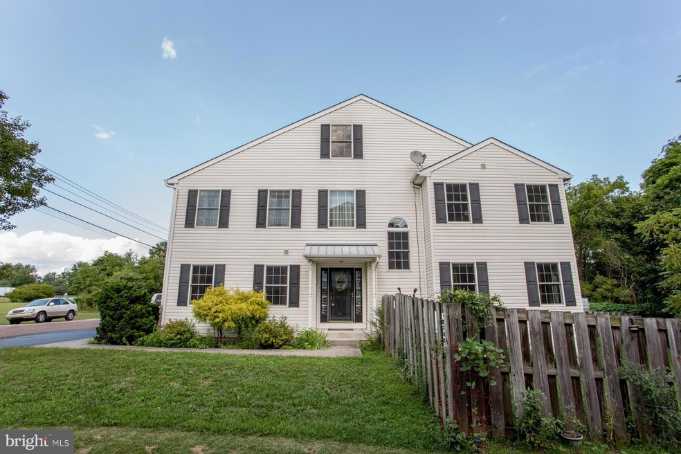 224 Chestnut St, Hatfield, PA 19440 - photo 1