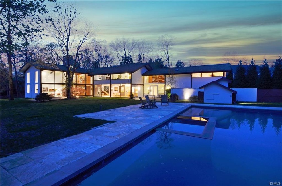 280 Grace Church St, Rye, NY 10580 - photo 1