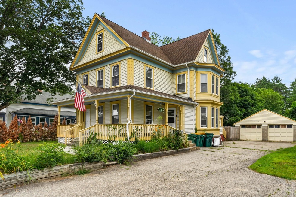 11 Green St unit 2, Rochester, NH 03868 - photo 1