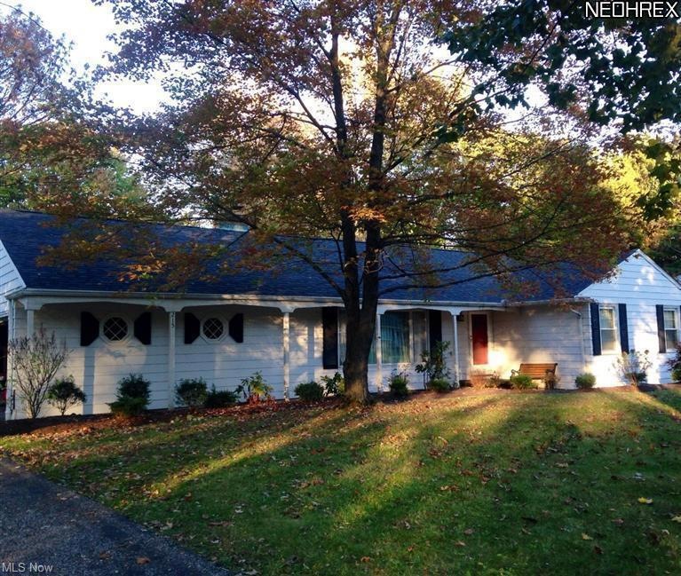 215 Harmon Rd, Aurora, OH 44202 - photo 1