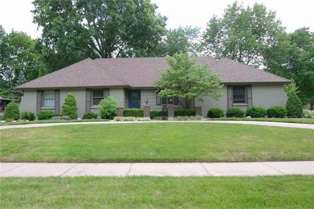Front of Home With Circle Drive & Entry Courtyard.