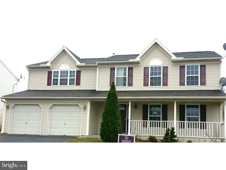 323 Crystal Rock Rd, Reading, PA 19605 - photo 1