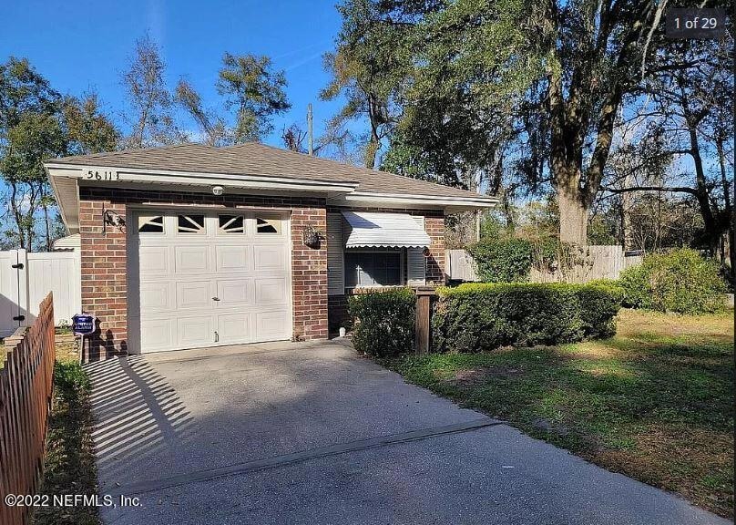 5611 Ellis Trace Dr, Jacksonville, FL 32205 - photo 1