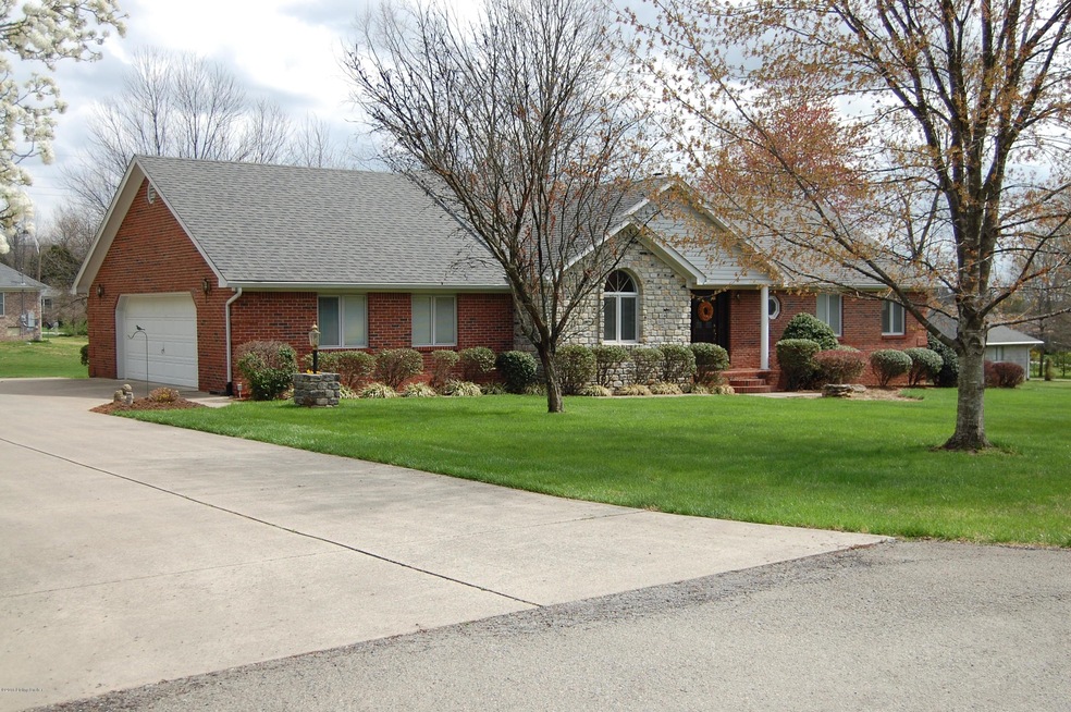 150 Knobview Ave, Lebanon Junction, KY 40150 - photo 1