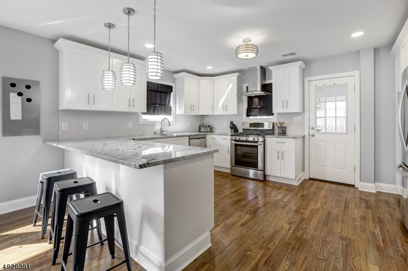 15 Hillcrest Rd, Maplewood, NJ 07040 - photo 1