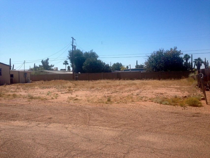 large North Facing Lot