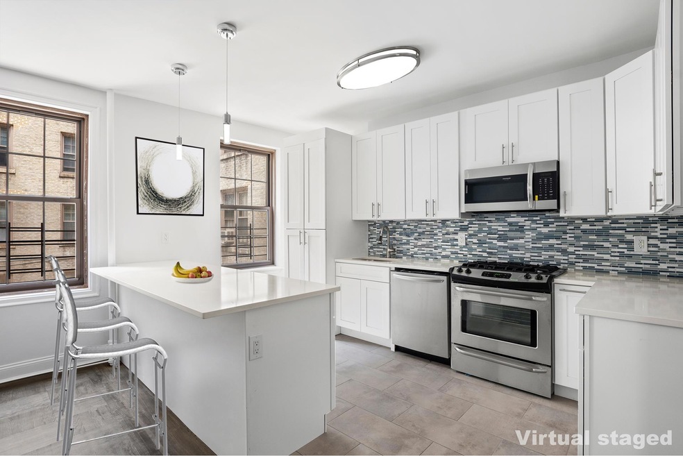 1100 Grand Concourse unit 2L, Bronx, NY 10456 - photo 1