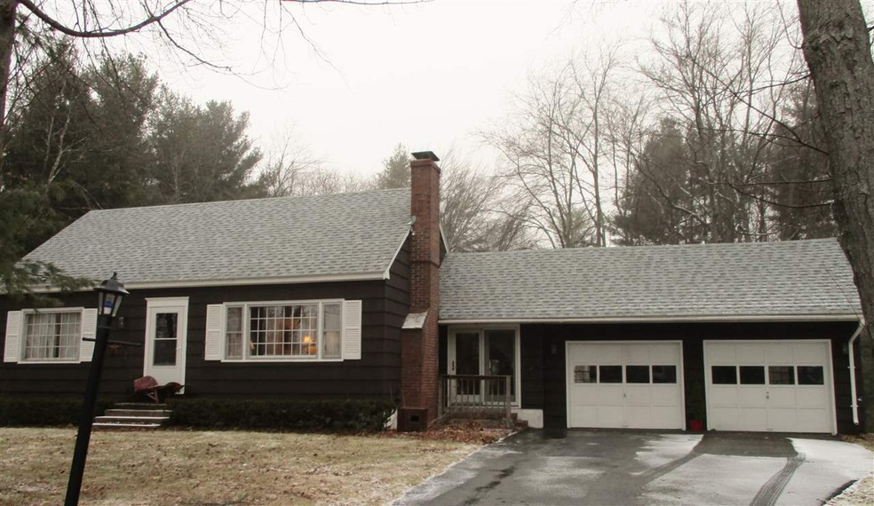 27 Rocks Rd, Seabrook, NH 03874 - photo 1