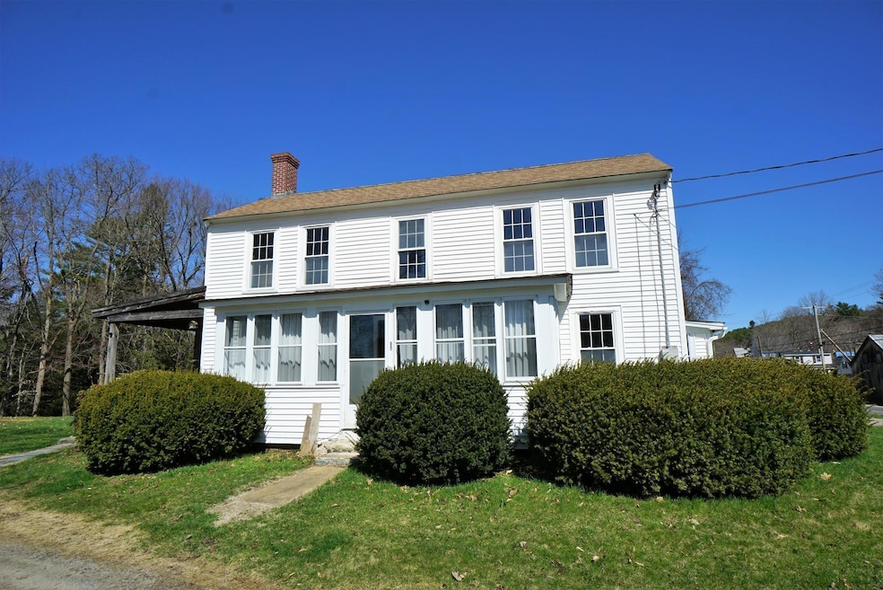 136 New Hampton Rd, Franklin, NH 03235 - photo 1