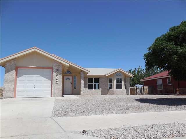 14209 Thayer Pease Ave, Horizon City, TX 79928 - photo 1