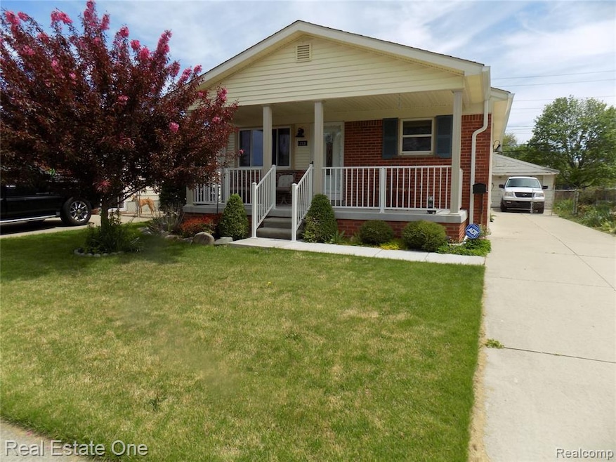 12531 Huron St, Taylor, MI 48180 - photo 1