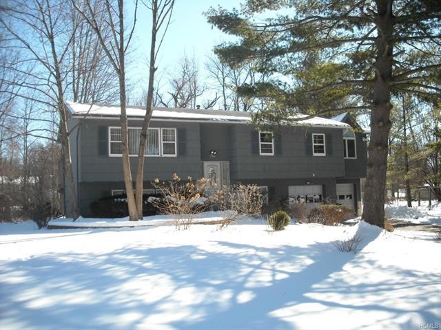 1 Sturbridge Ct, Nanuet, NY 10954 - photo 1