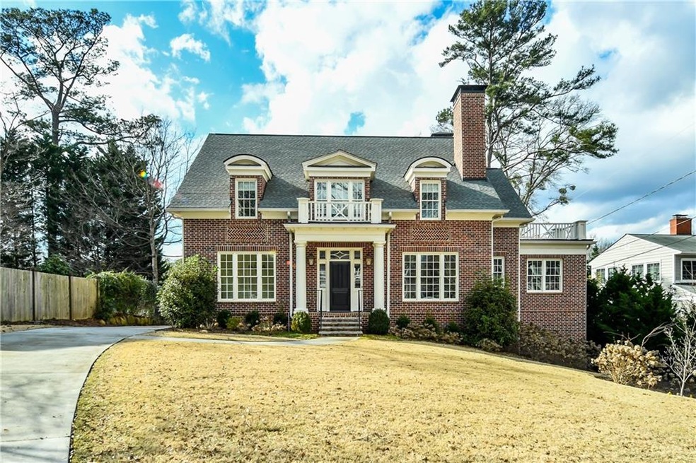 Classic Architecture with all the amenities of new