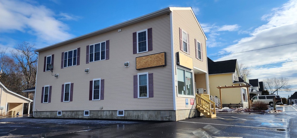 2 Railroad Ave unit 21, Merrimack, NH 03054 - photo 1