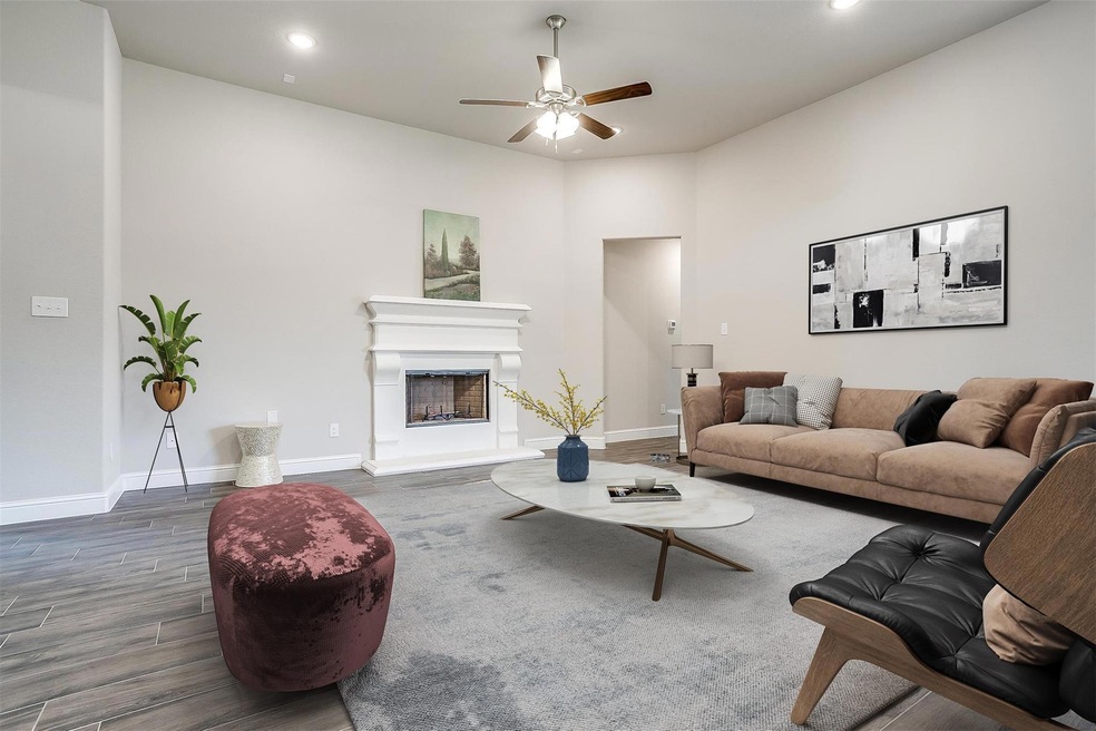 713 Hackamore St, White Settlement, TX 76108 - photo 1