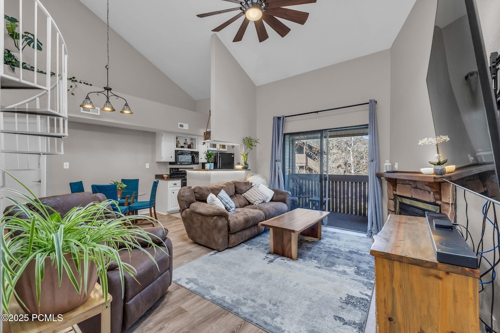 6821 N 2200 W unit 11K, Park City, UT 84098 - photo 1