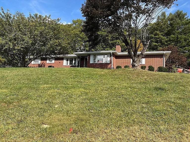 2971 Harmon School Rd, Princeton, WV 24739 - photo 1