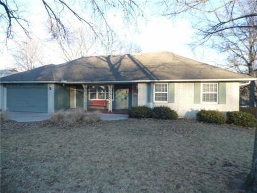 6613 Quivira Rd, Shawnee, KS 66216 - photo 1