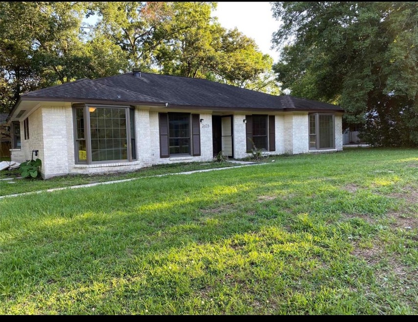 2623 N Woodloch St, Conroe, TX 77385 - photo 1