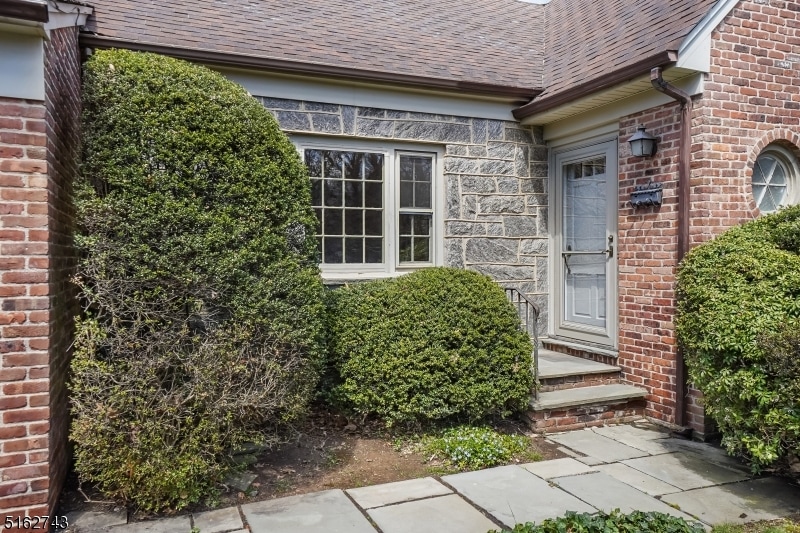 Sold $702,967 • Co-Listing Agent