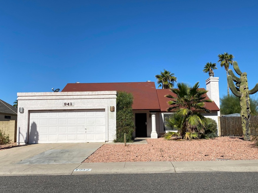 942 E Piute Ave, Phoenix, AZ 85024 - photo 1