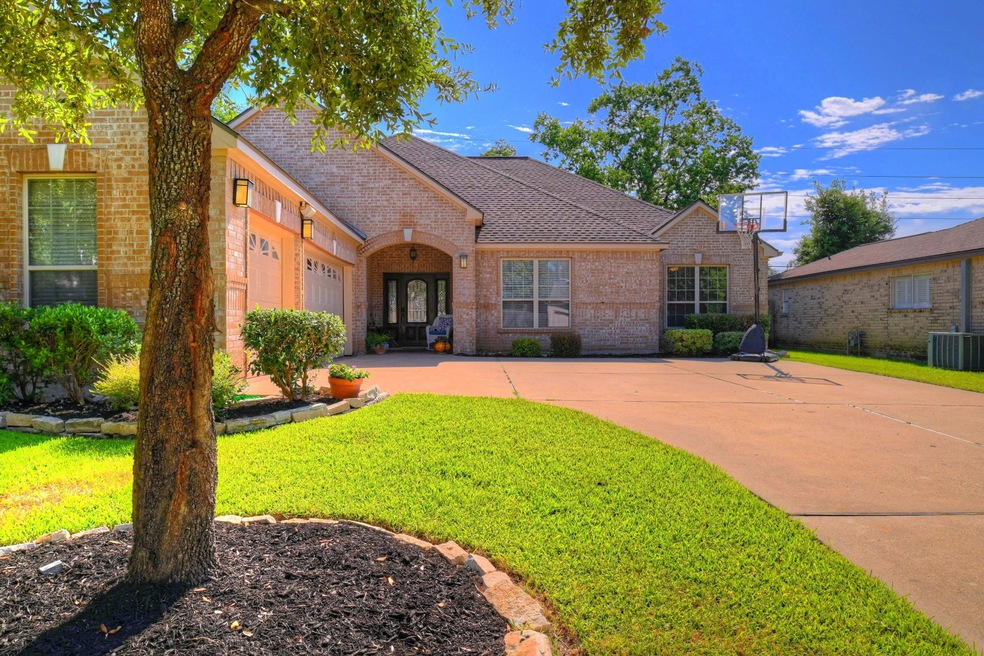 7406 E Suddley Castle St, Houston, TX 77095 - photo 1