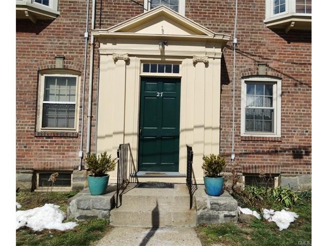 Welcome to 27 Nash Lane in Black Rock, Connecticut
