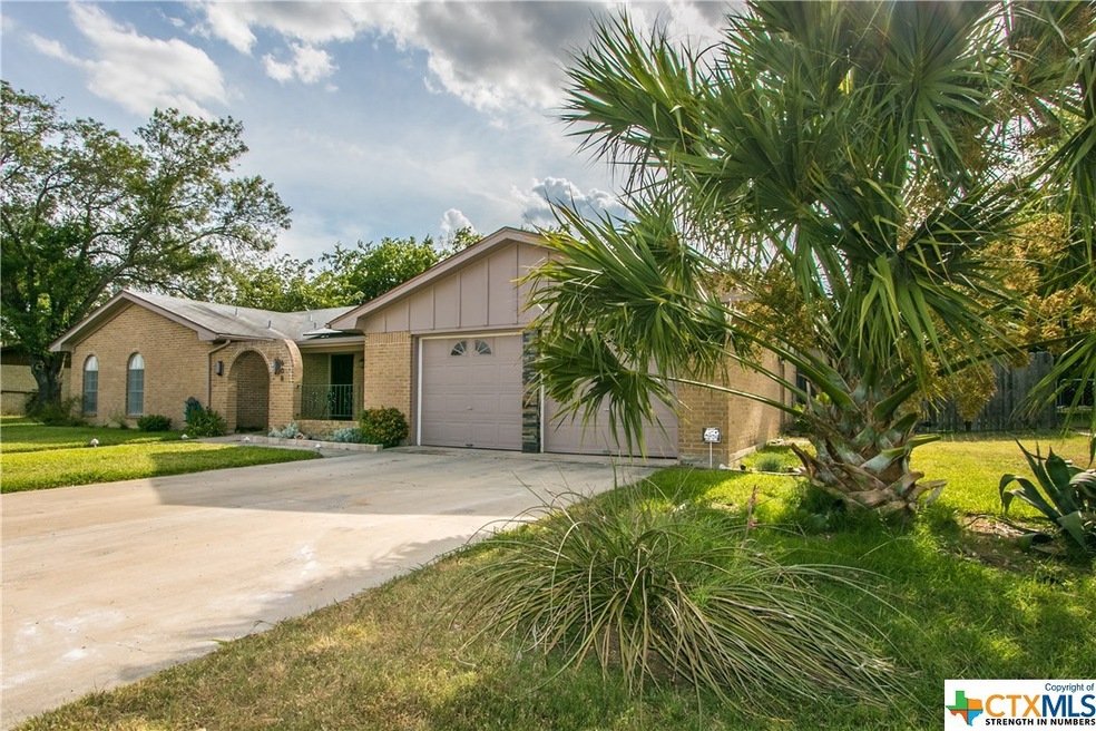 608 Cedar Dr, Copperas Cove, TX 76522 - photo 1