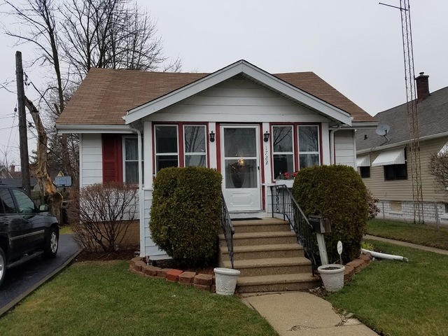 1722 Melrose Ave, Waukegan, IL 60085 - photo 1