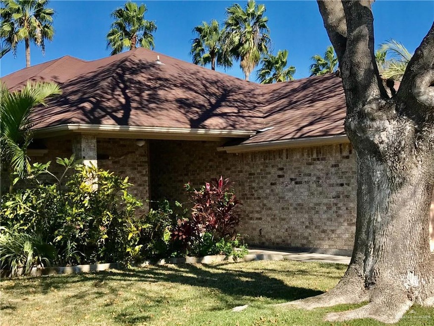 246 Rebecca Dr, Alamo, TX 78516 - photo 1