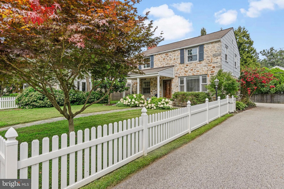 4 Lowrys Ln, Bryn Mawr, PA 19010 - photo 1
