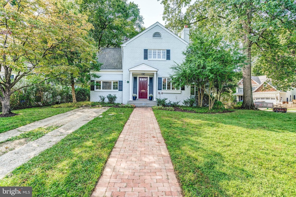 Sold $1,175,000 • Co-Listing Agent