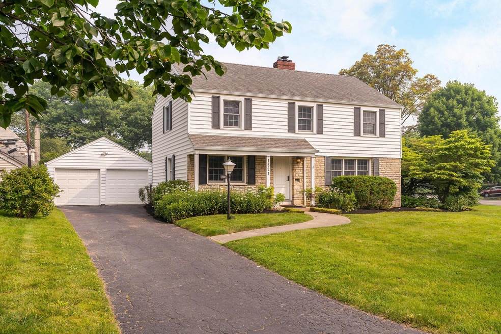 1824 Suffolk Rd-41