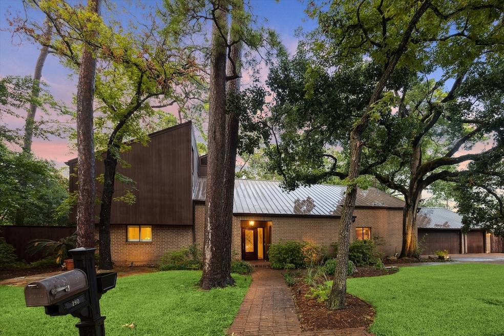 290 Knipp Rd, Houston, TX 77024 - photo 1