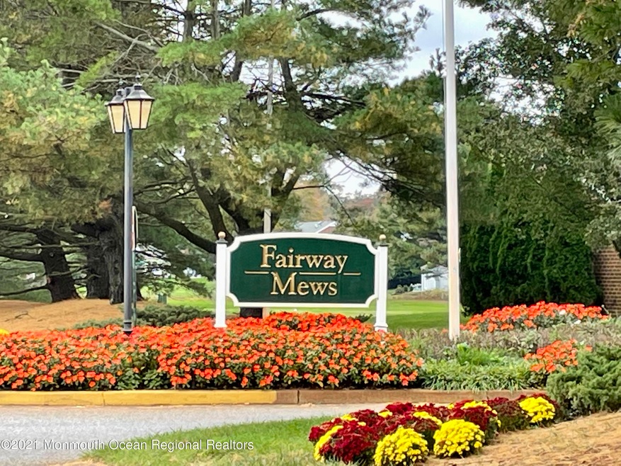 121 Walnut Dr, Spring Lake, NJ 07762 - photo 1