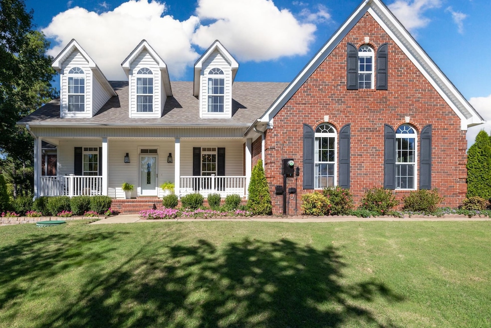 Pending $469,900 • Co-Listing Agent