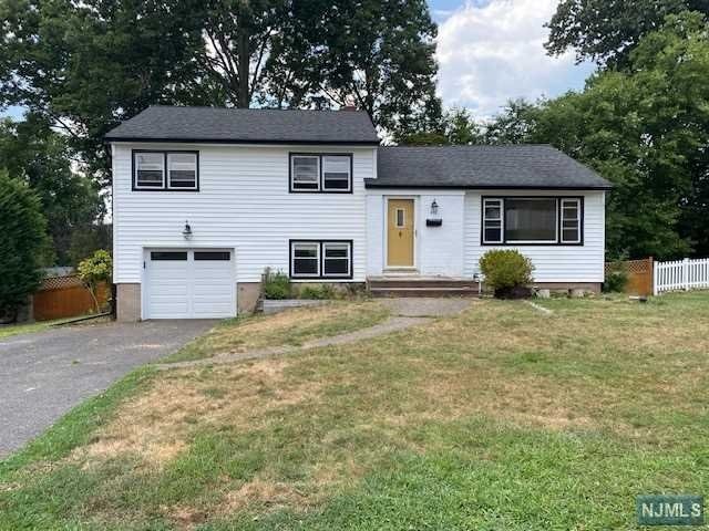 433 Crest Dr, Northvale, NJ 07647 - photo 1