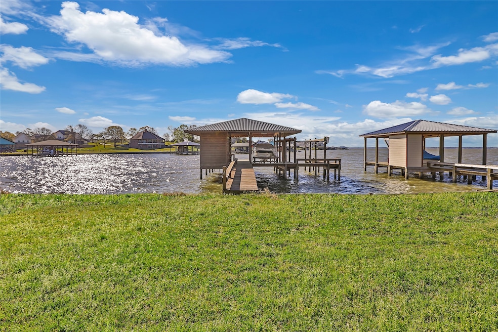 674 Dove Island, Livingston, TX 77351 - photo 1