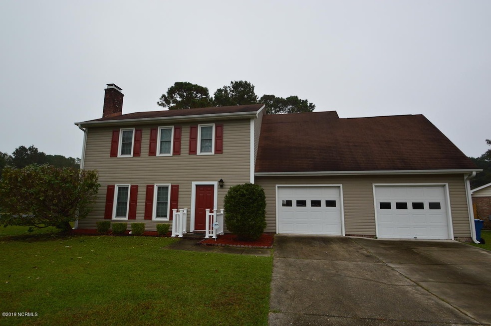 122 Carriage Dr, Jacksonville, NC 28546 - photo 1