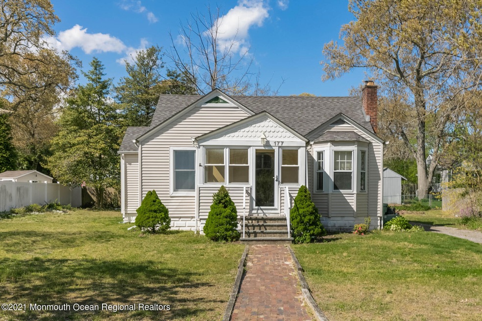 177 Vansant Ave Island Heights NJ 08732