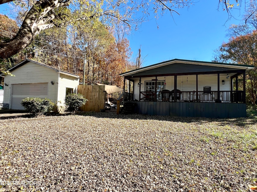 2736 Cedar Bluff Rd, Sevierville, TN 37876 - photo 1